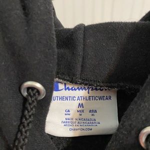 Men’s medium champion hoodie